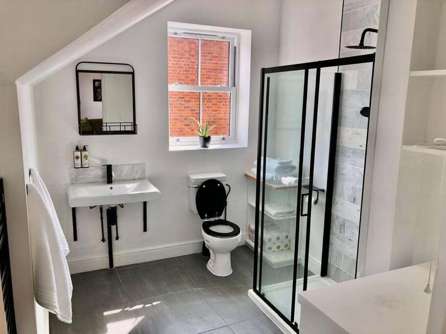 A Perfectly Located Bright, Modern ,Victorian Flat Apartman Royal Tunbridge Wells Kültér fotó